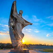 Dignity of Earth and Sky sculpture near Chamberlain, South Dakota